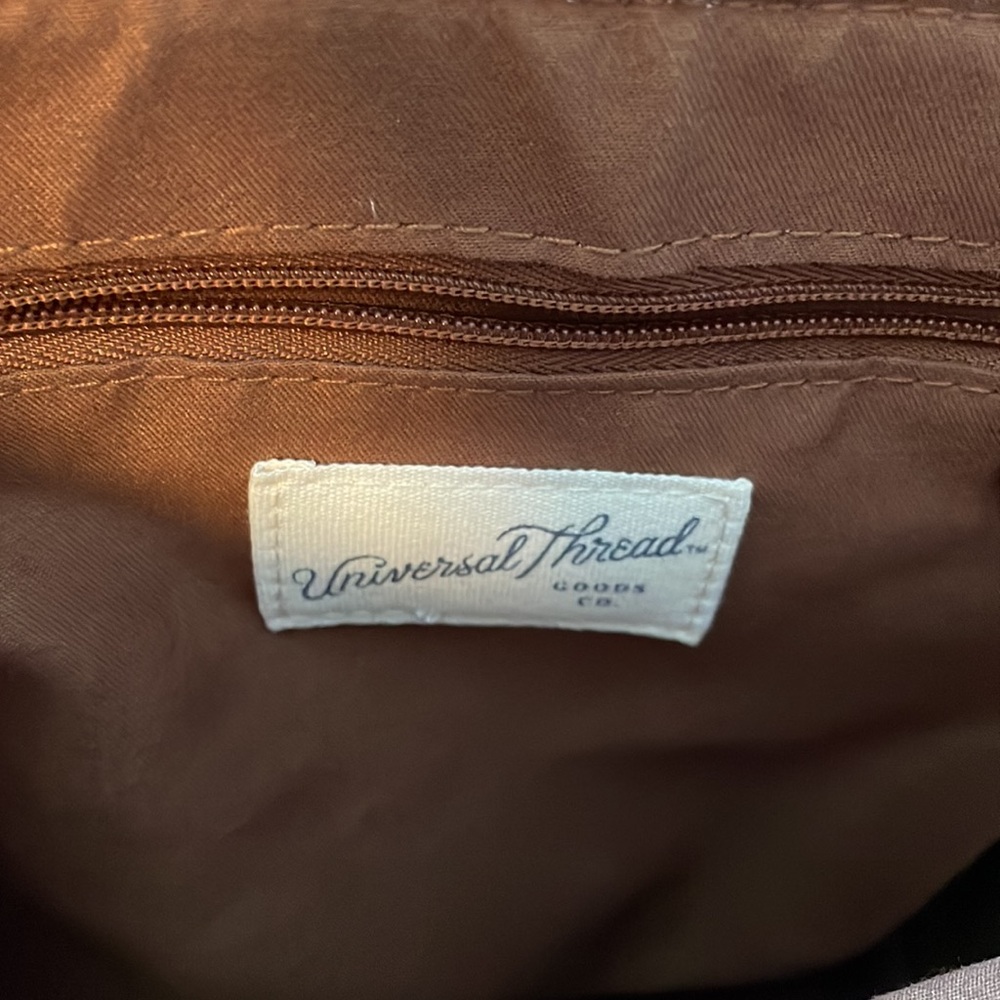 Women’s Universal Thread “Camera Bag” Crossbody P… - image 7